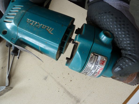 Power Drill: step 3, image 2 of 2