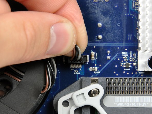 iMac G5 17" Model A1144 PRAM Battery Replacement: step 21, image 1 of 2