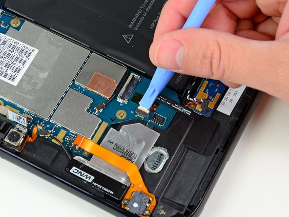 HP TouchPad Battery Replacement: step 23, image 1 of 2