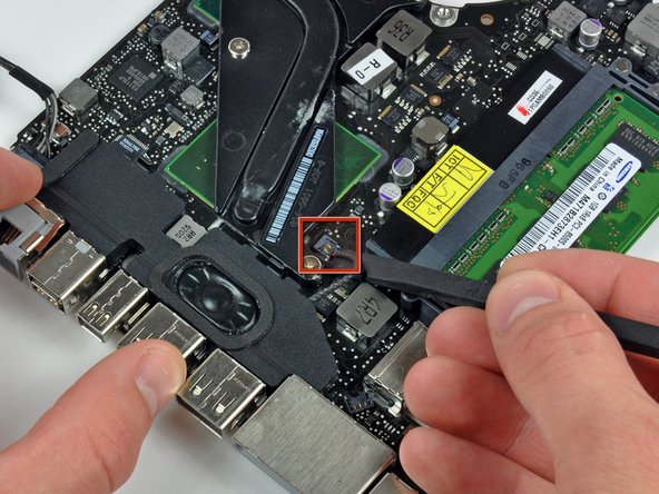 MacBook Pro 13" Unibody Mid 2010 Left Speaker Replacement: step 23, image 1 of 1