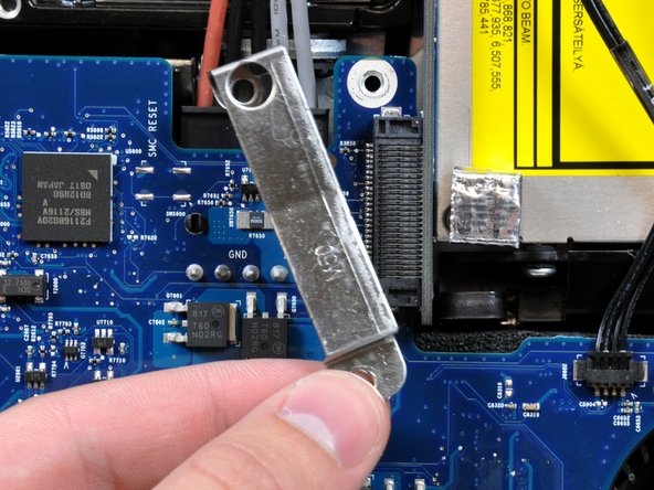 iMac Intel 17" Optical Drive Replacement: step 15, image 1 of 1