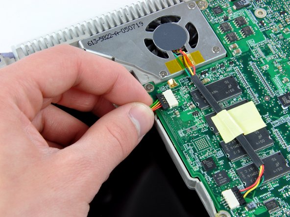 iBook G4 12" 1.33 GHz Display Data Cable Replacement: step 36, image 1 of 1