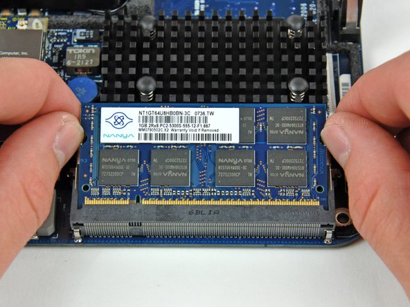 Mac mini Model A1176 Logic Board Replacement: step 21, image 3 of 3