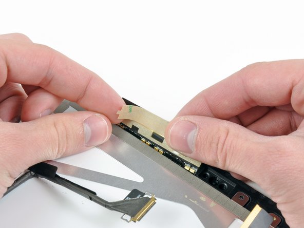 iPad 3G Front Panel Assembly Replacement: step 29, image 1 of 3