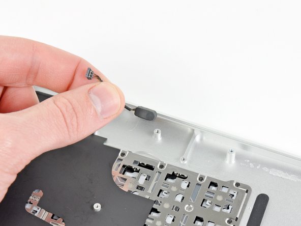 MacBook Air 13" Late 2010 Upper Case Replacement: step 39, image 2 of 2