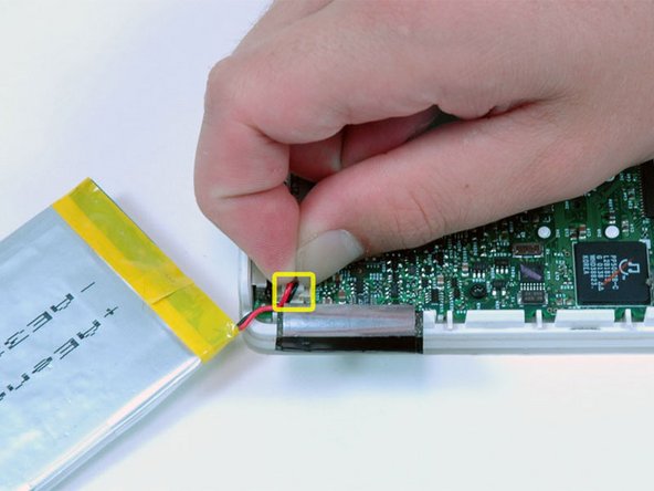iPod 1st Generation Logic Board Replacement: step 8, image 1 of 1