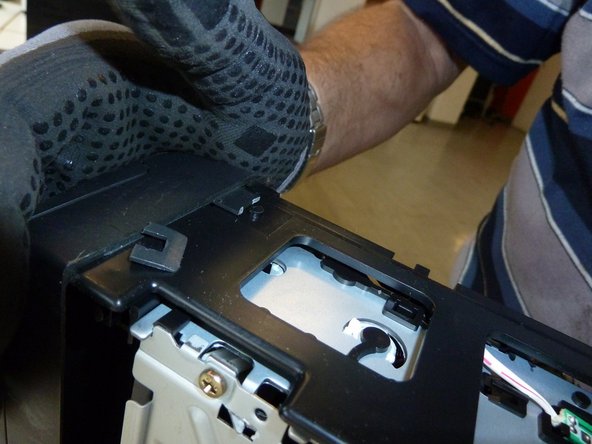 VHS Tape Player: step 4, image 1 of 2