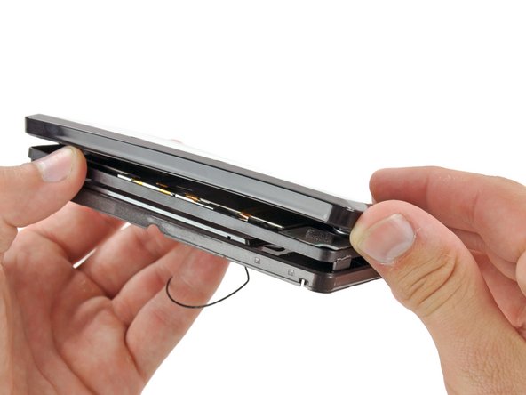 Nintendo 3DS Upper LCD Replacement: step 27, image 1 of 2