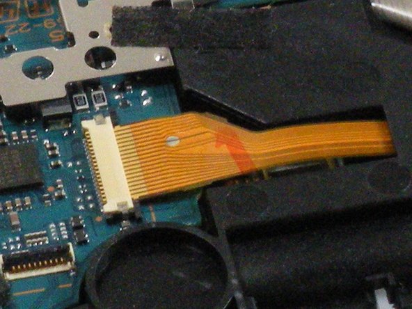 PSP 2000 UMD Drive Replacement: step 8, image 2 of 2