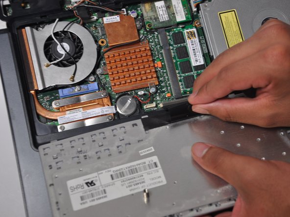 HP Compaq NC6120 CD Drive Replacement: step 6, image 2 of 2