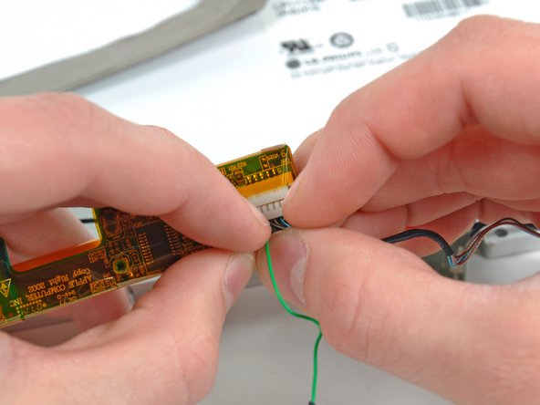 PowerBook G4 Aluminum 17" 1-1.67 GHz Inverter and Antenna Cables Replacement: step 34, image 2 of 2