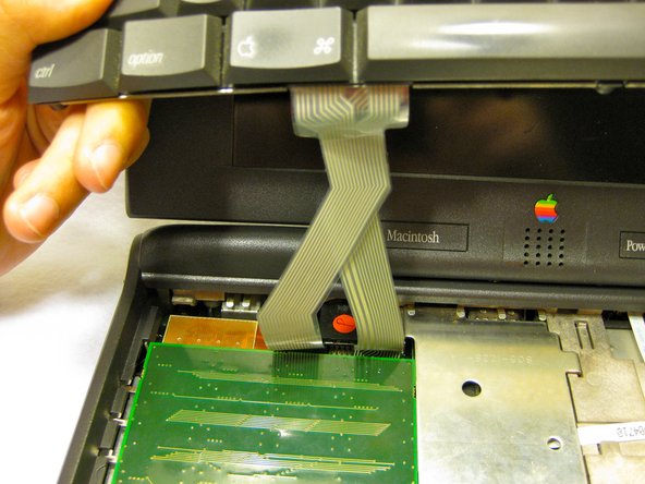 Macintosh Powerbook 5300cs Hard Drive Replacement: step 5, image 1 of 3