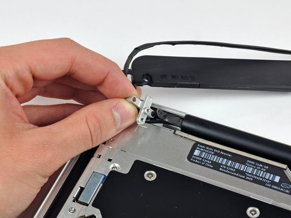 MacBook Pro 13" Unibody Mid 2009 Upper Case Replacement: step 25, image 2 of 2