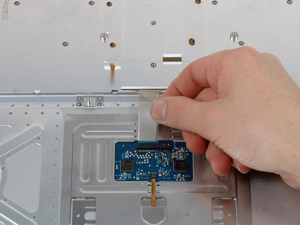 MacBook Pro 17" Models A1151 A1212 A1229 and A1261 Keyboard Replacement: step 22, image 1 of 1