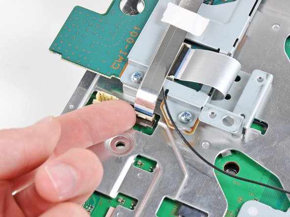 PlayStation 3 Motherboard Replacement: step 30, image 1 of 2