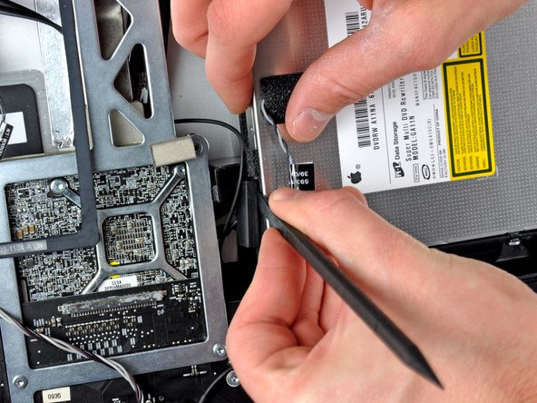 iMac Intel 27" EMC 2309 and 2374 Optical Drive Replacement: step 12, image 2 of 2