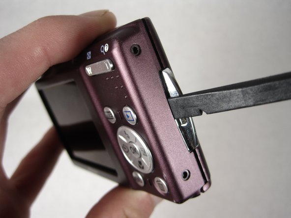 Nikon Coolpix S210 Back Case Replacement: step 6, image 1 of 2