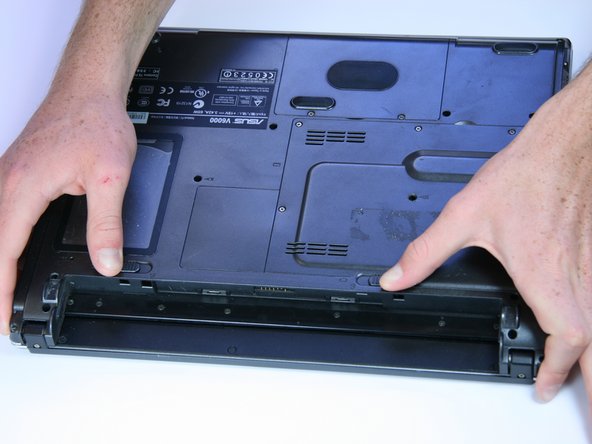 Asus V6800V Battery Replacement, Asus V6800V Battery Replacement: step 1, image 2 of 2