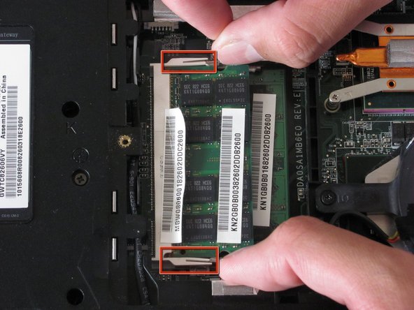 Gateway SA1 RAM Replacement: step 5, image 1 of 2
