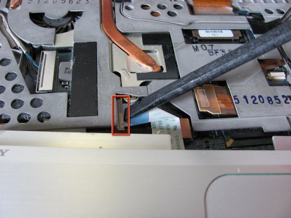 Sony Vaio PCG-6J2L screen Replacement: step 7, image 1 of 2
