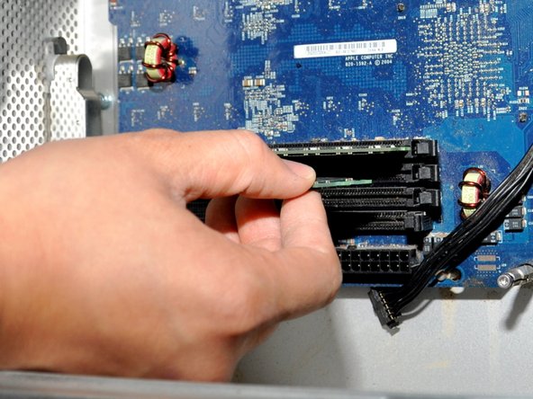 Power Mac G5 RAM Replacement: step 9, image 1 of 1