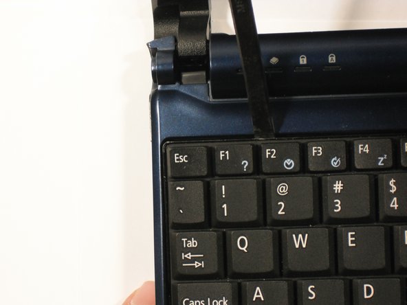 Acer Aspire One ZG5 Keyboard Replacement: step 5, image 3 of 3