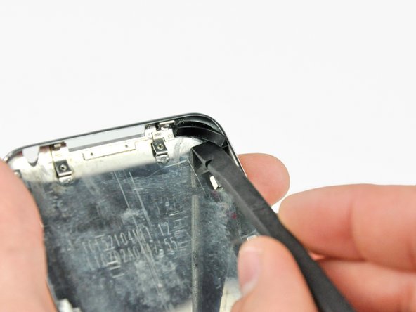 iPod Touch 3rd Generation Rear Panel Replacement: step 37, image 1 of 1