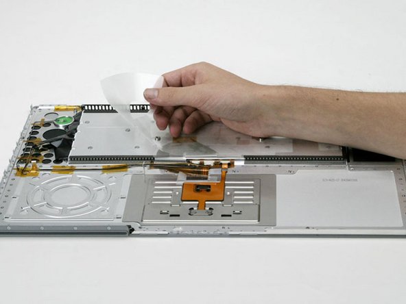 PowerBook G4 Aluminum 17" 1-1.67 GHz Keyboard (1-1.5 GHz) Replacement: step 14, image 1 of 1