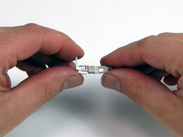 MacBook Core Duo Right Hinge Mount Replacement: step 14, image 1 of 1