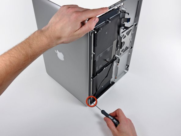 MacBook Pro 15" Unibody Mid 2009 Upper Case Replacement: step 45, image 1 of 1