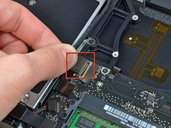 MacBook Pro 15" Unibody 2.53 GHz Mid 2009 Heat Sink Replacement: step 12, image 1 of 1