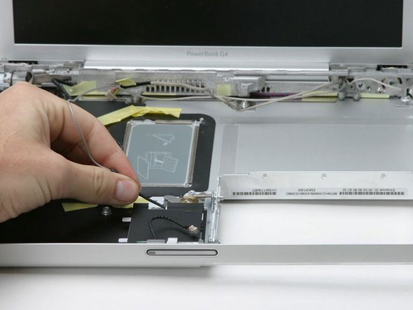 PowerBook G4 Aluminum 12" 1-1.5 GHz Clutch Cover Replacement: step 59, image 1 of 1