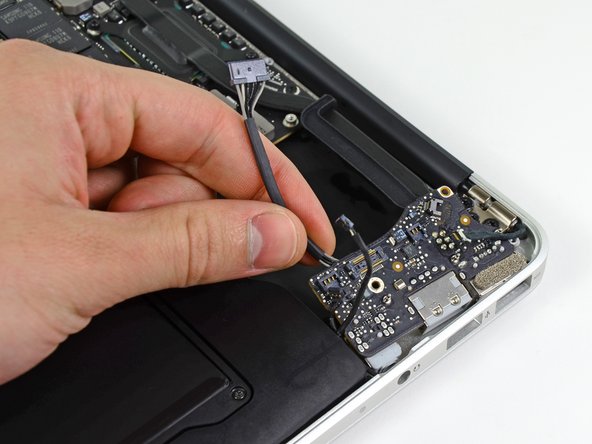 MacBook Air 13" Mid 2011 I/O Board Replacement: step 16, image 1 of 1