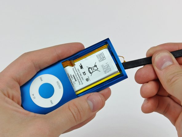 iPod Nano 4th Generation Logic Board Assembly Replacement: step 16, image 2 of 3