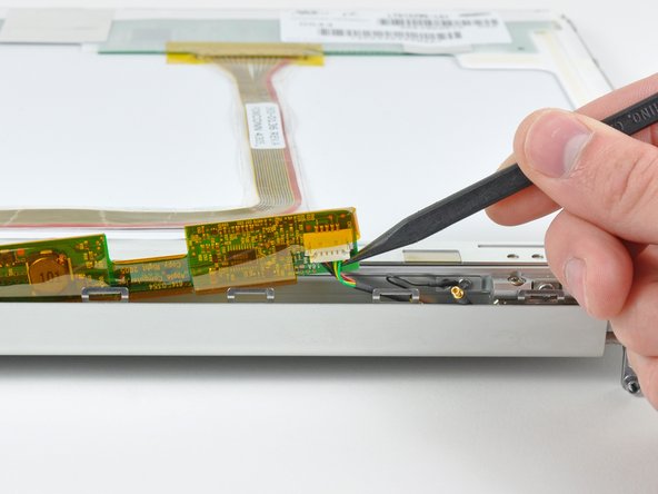 PowerBook G4 Aluminum 15" 1.67 GHz Right Clutch Hinge Replacement: step 27, image 1 of 2