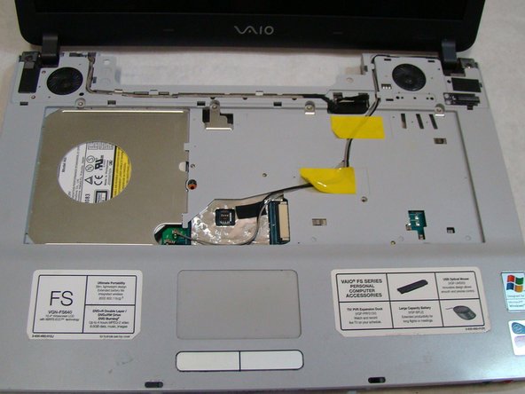 Sony Vaio PCG-7A2L LCD Screen Replacement: step 19, image 1 of 1