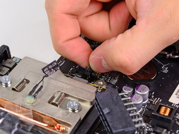 iMac Intel 21.5" EMC 2389 GPU Card Replacement: step 47, image 2 of 2