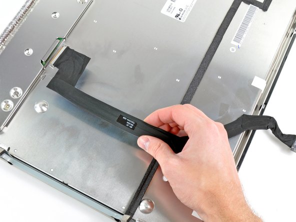 iMac Intel 24" EMC 2111 LCD Replacement: step 15, image 1 of 1