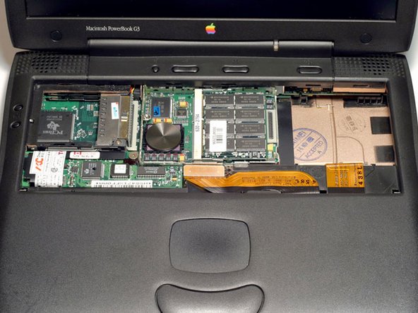 PowerBook G3 Wallstreet Display Replacement: step 11, image 1 of 1