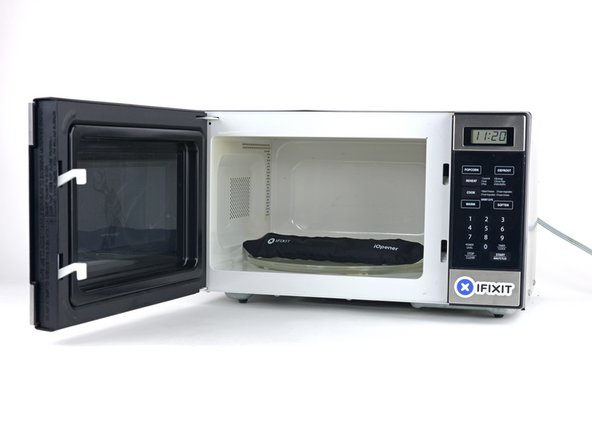 iPad 2 GSM Dock Connector Replacement, iPad 2 GSM Dock Connector Replacement: step 1, image 2 of 2