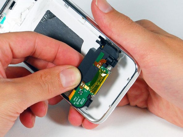 iPhone 3GS Rear Panel Replacement: step 29, image 1 of 1