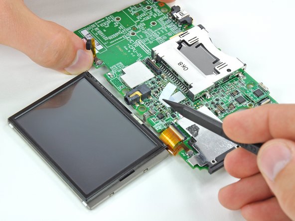 Nintendo 3DS Lower Display Assembly Replacement: step 21, image 3 of 3