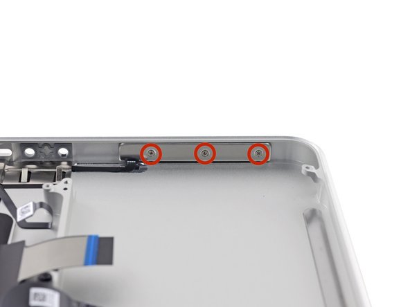 MacBook Pro 15" Unibody Early 2011 Upper Case Replacement: step 43, image 1 of 1