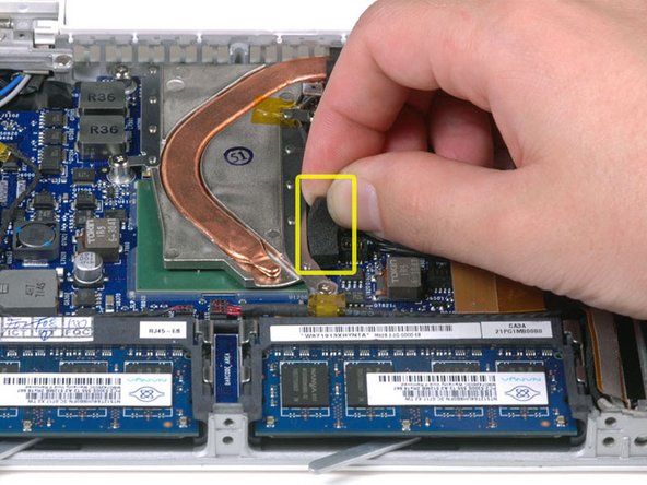 MacBook Core 2 Duo Heat Sink Replacement: step 14, image 1 of 1